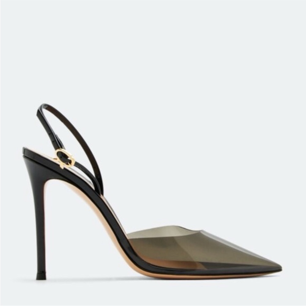 Gianvito Rossi Black Patent Slingback heel